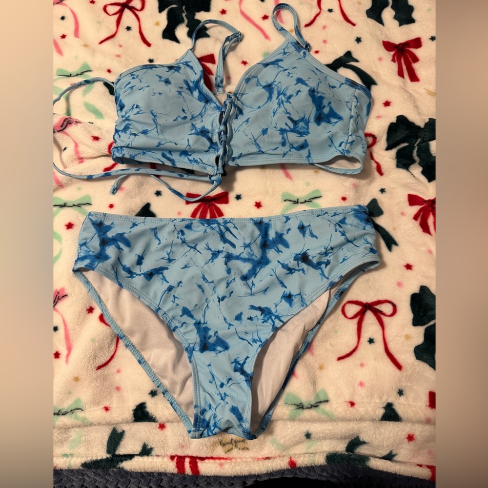 SHEIN bathing suit set